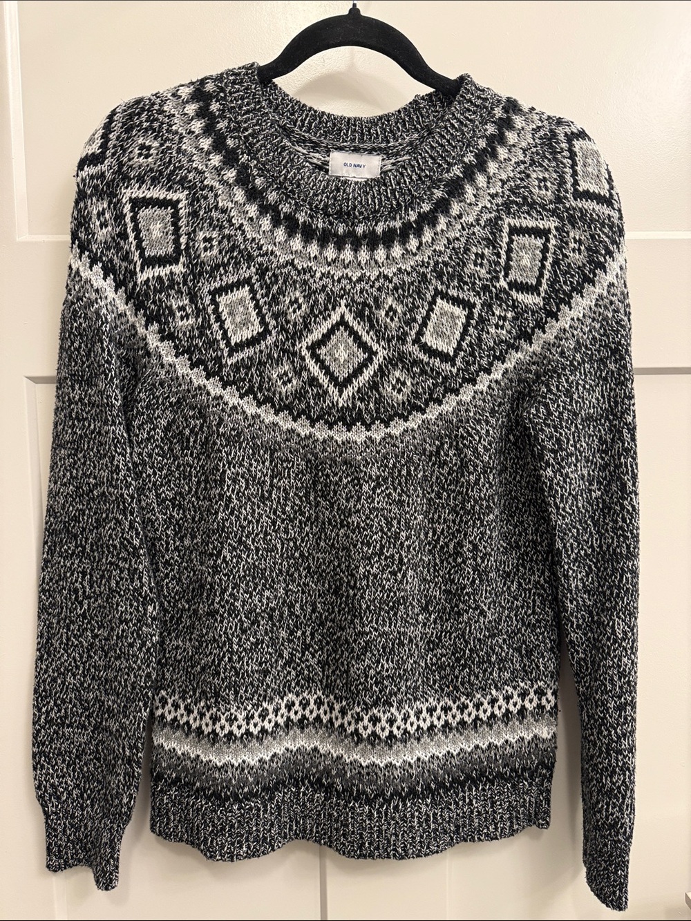 Old Navy Black & White Nordic Crewneck Fair Isle Sweater Christmas Holiday